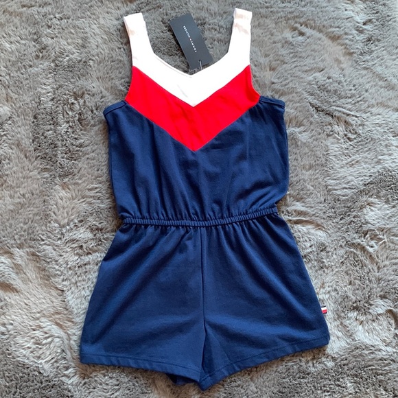 Tommy Hilfiger romper - Picture 1 of 2